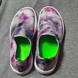 Oofos shoes
